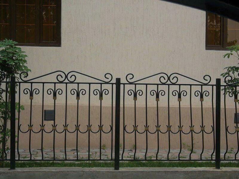 по запросу Кованные решетки и заборы для дома с узорами