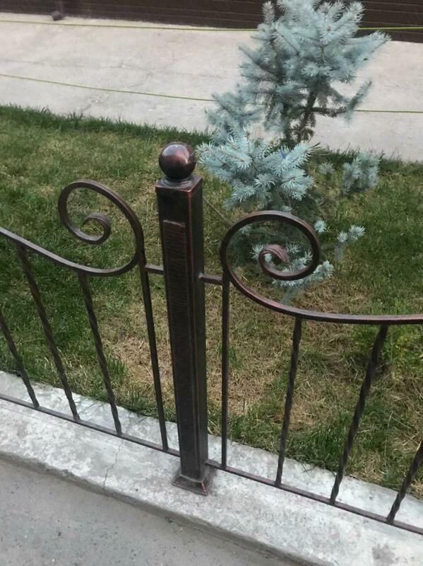 Кованные решетки и заборы для дома