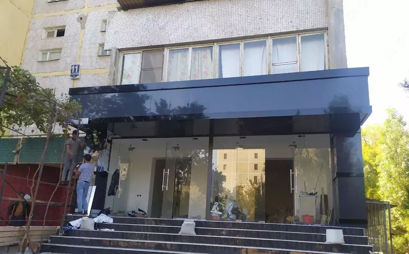 Alukobond va travertin Toshkentda fasad ustasi alukobond va alkafon /Alyukobond 042