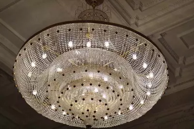 Сборка и установка люстр различной сложности