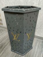 Урна Louis Vuitton - от {0} сум