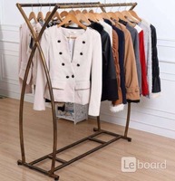 Вешалка напольная Chanel