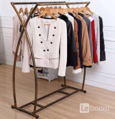 Вешалка напольная Chanel