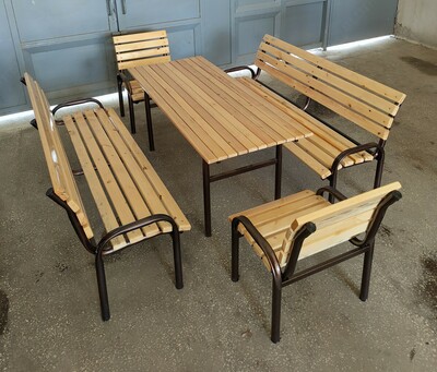 Садовые стол и скамейки