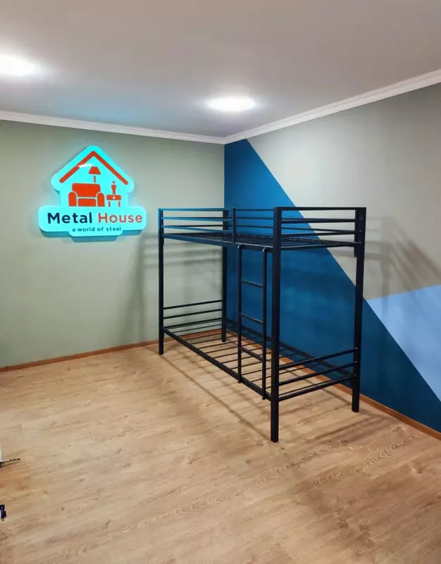 Кровать двухъярусная