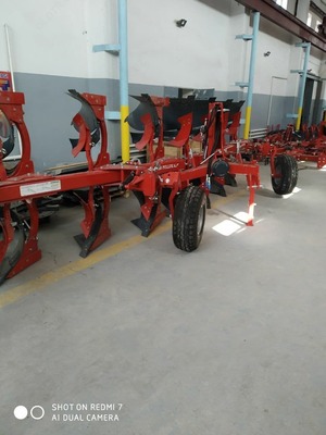 Плуг оборотный навесной 3+1 - 160 000 000 сум / шт.