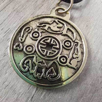 Имперский амулет. Легендарный денежный талисман