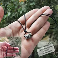 Fehu pul rune - Yodgorliklar