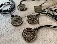 Легендарный имперский амулет Сувениры