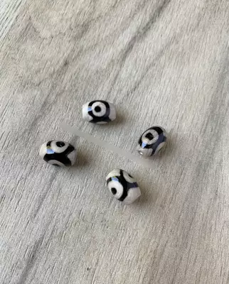 Денежные бусины Дзи (Дзы). Тибетские амулеты из агата. Только в розницу