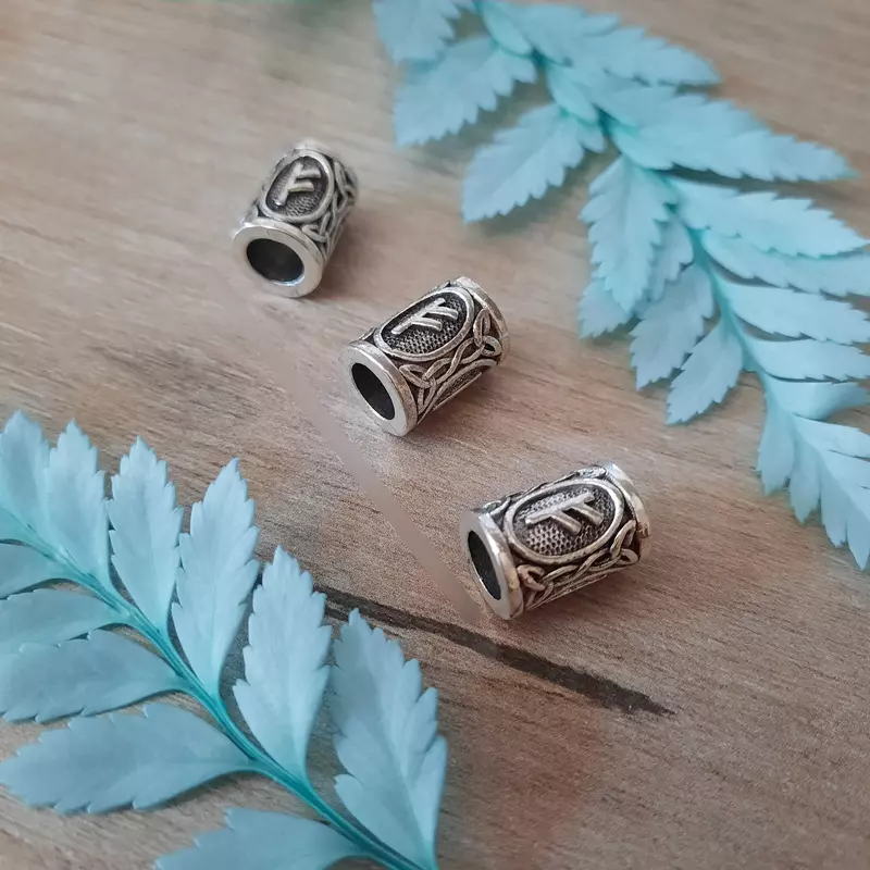 Сандаловые браслеты-амулеты с рунами. Сувениры