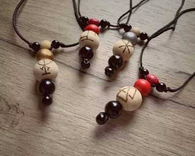 Рунический медальон Сувениры