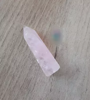 Натуральные камни в ассортименте Сувениры