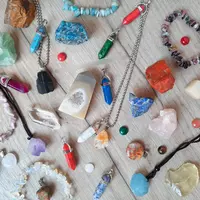 Qora agat. To‘plam: bilakuzuk va kulon. - Yodgorliklar