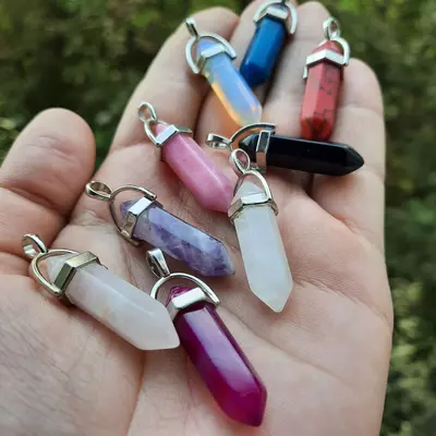 Натуральные камни необработанные в ассортименте