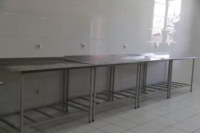 Стол из нержавейки - 650 000 сум / шт.