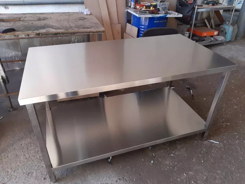 650 000 сум Стол из нержавейки