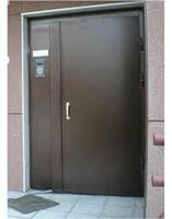   Установка подъездных входных металлических дверей