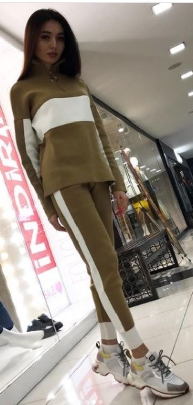  Ayollar sport kostyumi - 