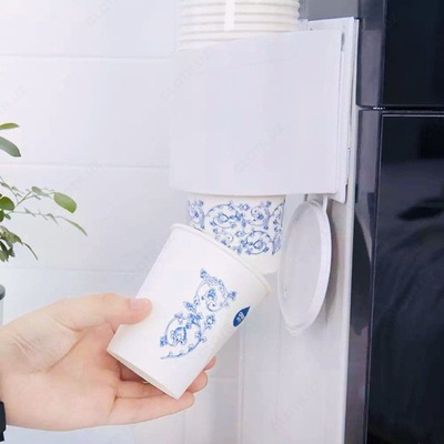 Настенный диспенсер для одноразовых стаканов - 80 000 сум / шт.