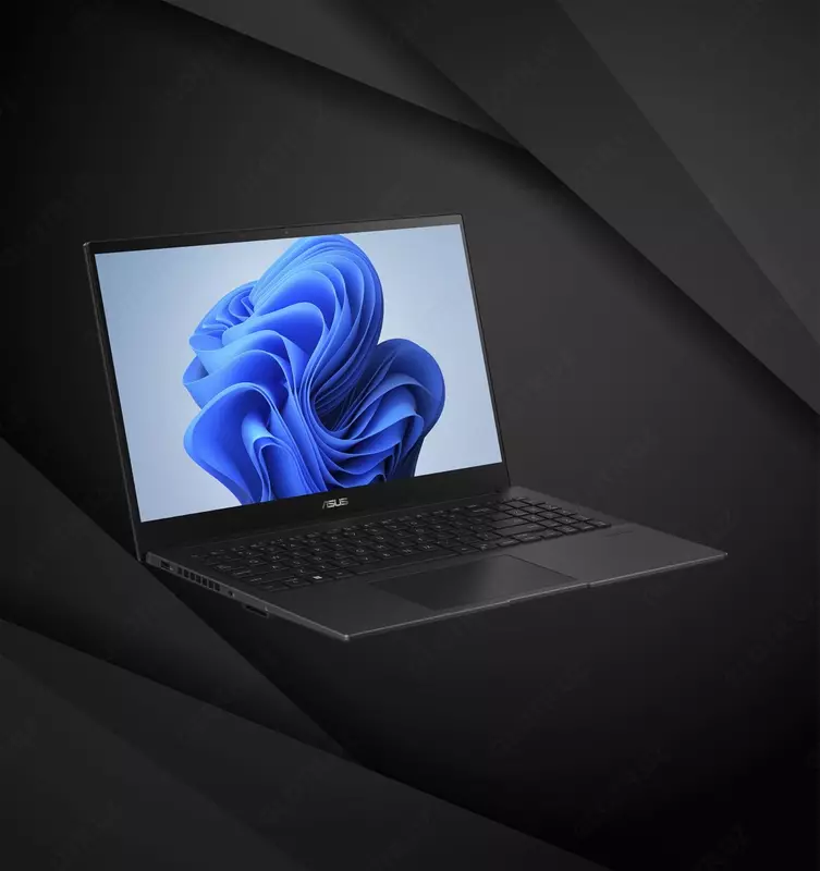 Ноутбук ASUS Creator Q (Q530) / Intel Core i7-13620H / RTX 3050