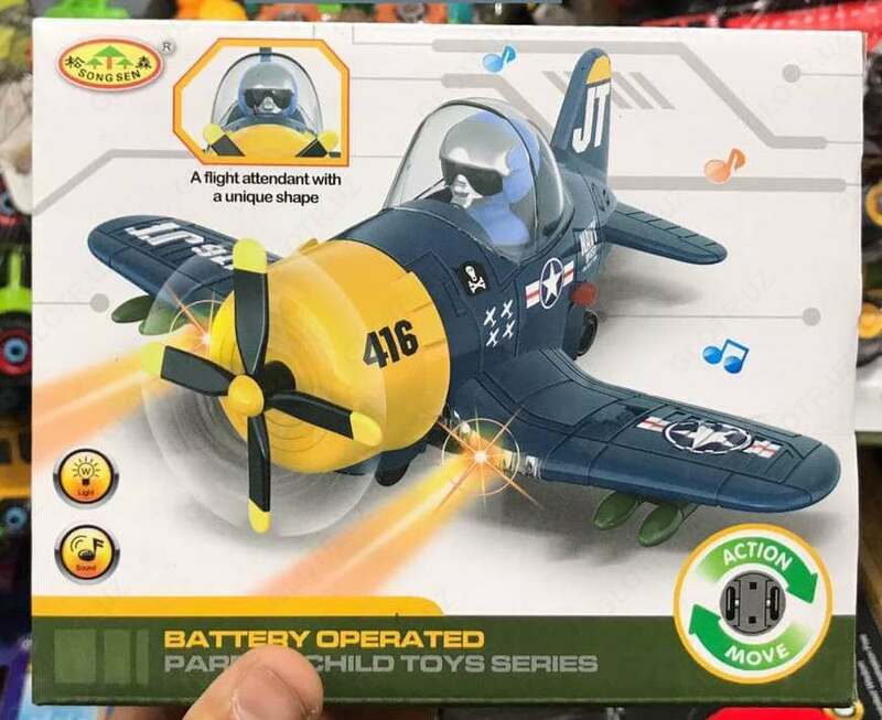 Игрушечный вертолет