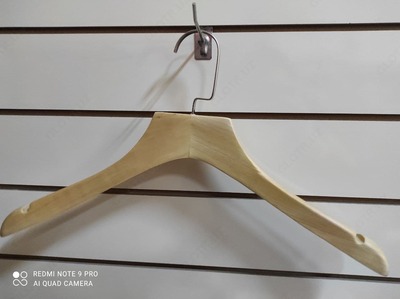 Деревянная вешалка (плечики) - Цена по запросу