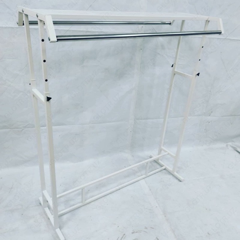 Напольная стойка для одежды