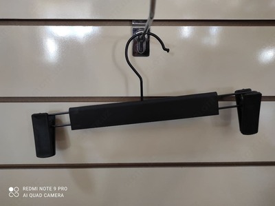 Вешалка для брюк