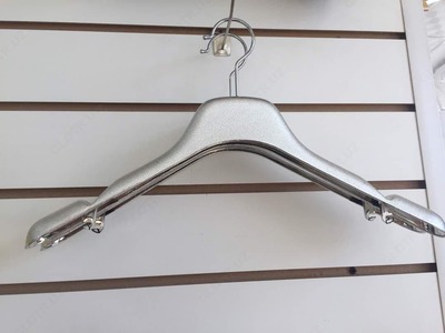 Вешалка-плечики №011