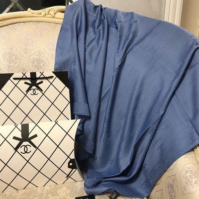 Платок Chanel 2