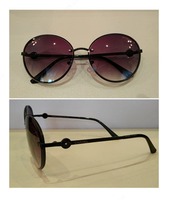 Солнцезащитные очки CHANEL 3 - 100 000 сум