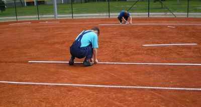 Теннисной корт - 300 000 000 сум / секция