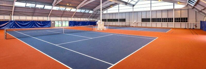 300 000 000 сум Теннисной корт