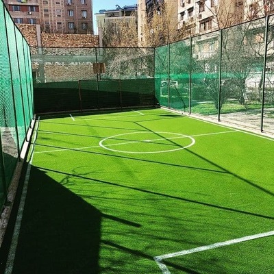 3-sonli modeldagi futbol stadionini qurish