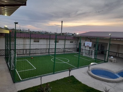 3-sonli modeldagi futbol stadionini qurish