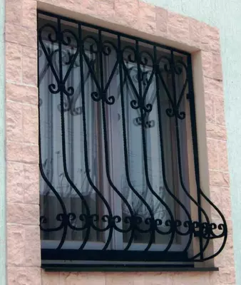 Кованые оконные решетки