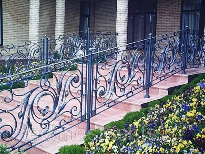 Кованые ограждения