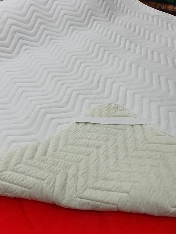 Наматрасник