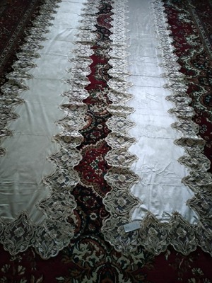 Скатерть напольная - 180 000 сум / шт.