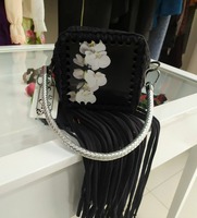 Qo'lda ishlangan chekka qo'l sumkasi - 315 000 so'm