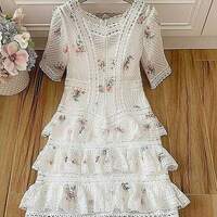 Платья с просветом - по запросу