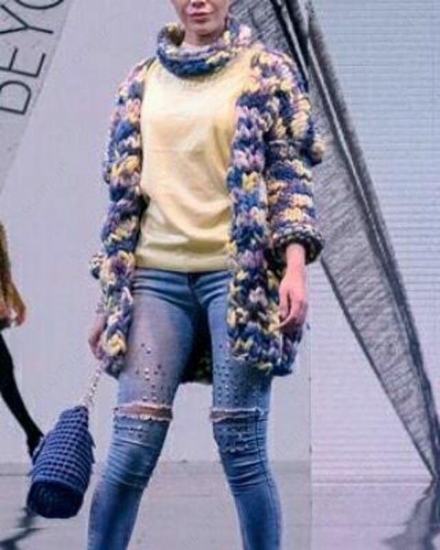 Кардиган вязаный и шарф - по запросу