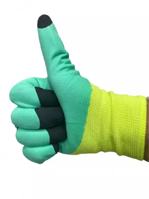 Нитриловые перчатки с обливом - 5 376 сум / шт.