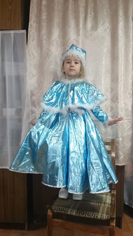 Аренда костюма «Снегурочка» арт 01 - от 40 000 сум