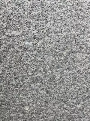 Granit Kuksaroy kulrang olov bilan ishlangan qo'pol