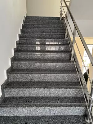 110 000 so'm / donadan Kuksaroy granitining sayqallangan qadamlari