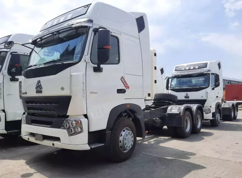Тягач Howo A7 6x4 CNG газли, рессорали