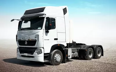 Тягач Howo T7H 6x4 CNG AMT метан газли