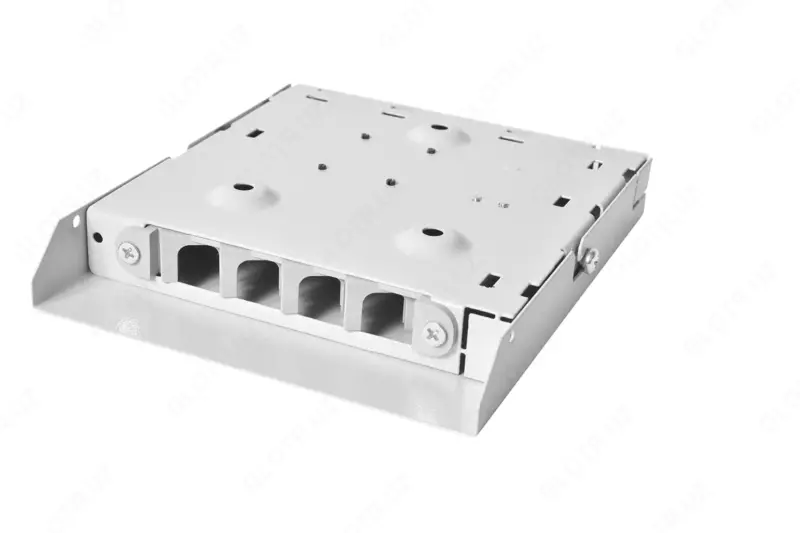 Металлический настенный бокс 4 порта